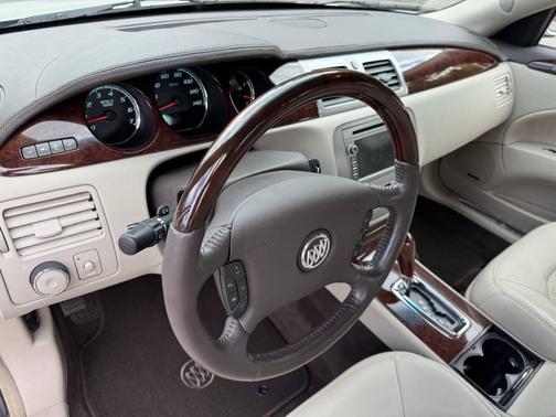 2011 Buick Lucerne Super