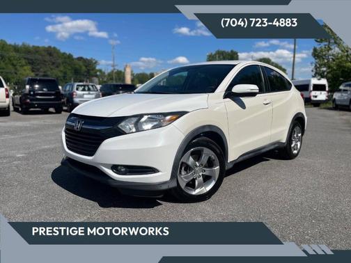 White 2017 Honda HR-V EX