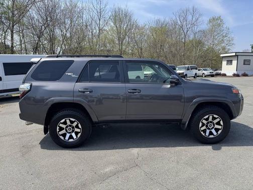 2020 Toyota 4Runner TRD Off Road
