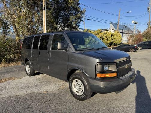 2016 Chevrolet Express 2500 LS