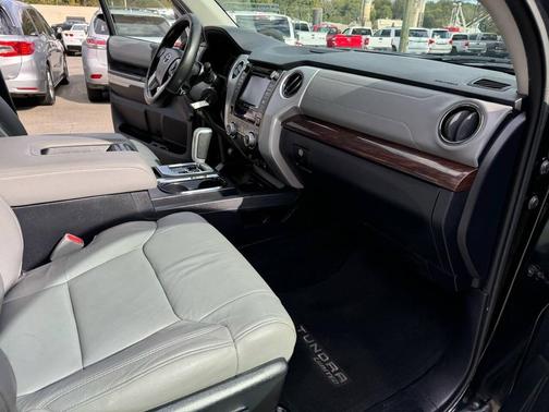 2017 Toyota Tundra Limited