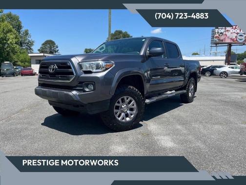 Gray 2017 Toyota Tacoma SR5