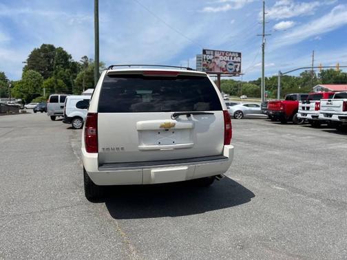 White Diamond Tri-Coat 2014 Chevrolet Tahoe LTZ