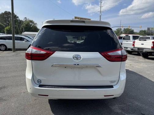 2017 Toyota Sienna Limited