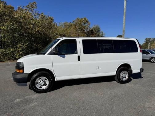 2020 Chevrolet Express 2500 LS