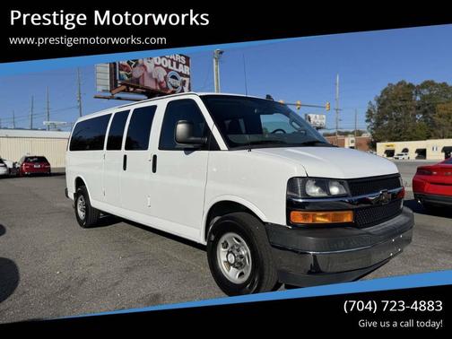 2017 Chevrolet Express 3500 LT