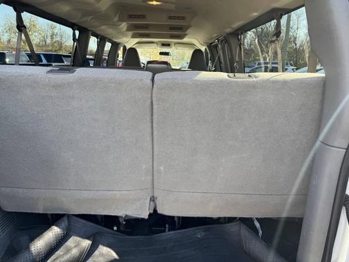 2017 Chevrolet Express 3500 LT