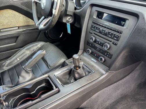 2011 Ford Mustang GT Premium