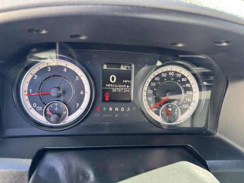2016 RAM 1500 Tradesman/Express