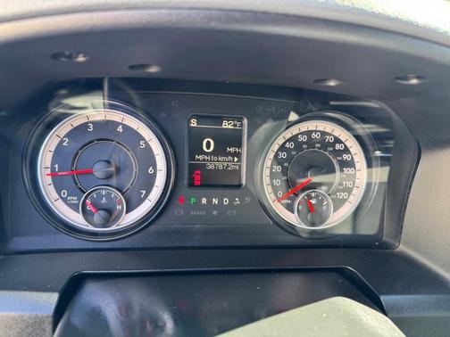 2016 RAM 1500 Tradesman/Express