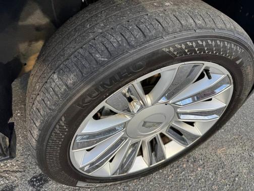 2019 Cadillac Escalade Platinum