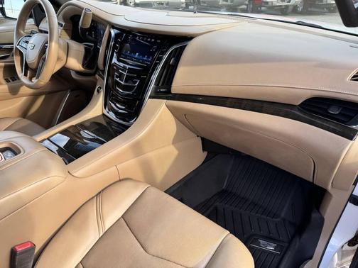 2019 Cadillac Escalade Platinum