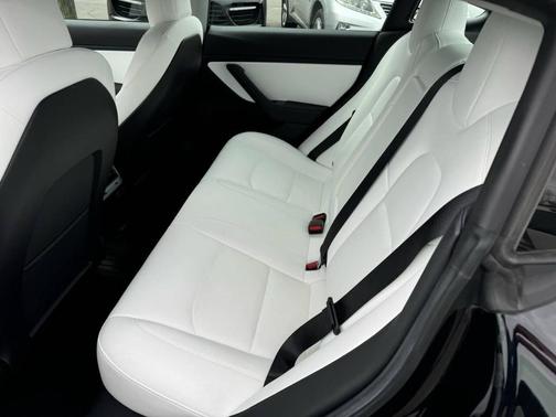 2019 Tesla Model 3 Mid Range