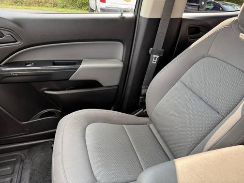 2016 Chevrolet Colorado WT