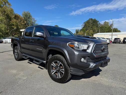 2018 Toyota Tacoma TRD Sport