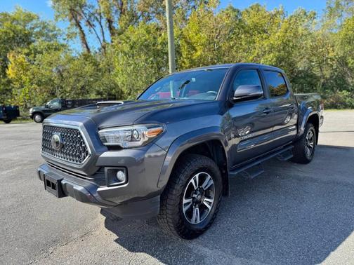 2018 Toyota Tacoma TRD Sport