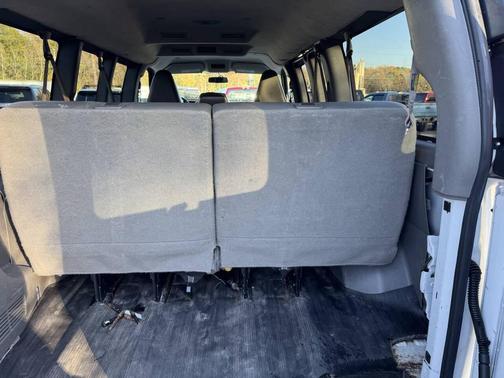 2020 Chevrolet Express 2500 LS