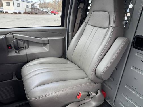 2019 Chevrolet Express 2500 Work Van