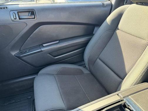 2014 Ford Mustang V6
