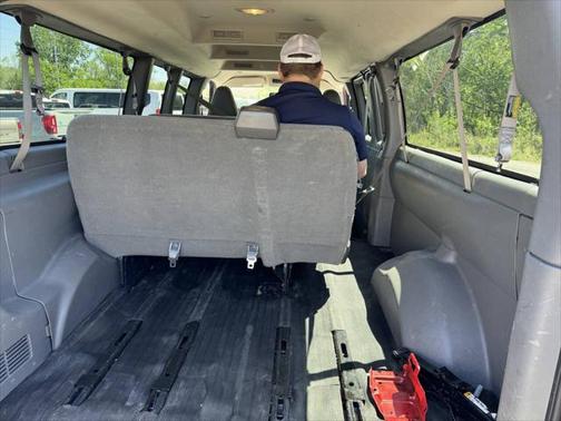 2020 Chevrolet Express 3500 LS