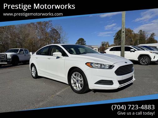 2014 Ford Fusion SE
