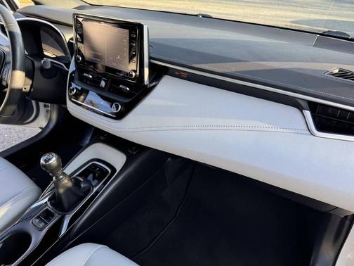 2019 Toyota Corolla Hatchback XSE