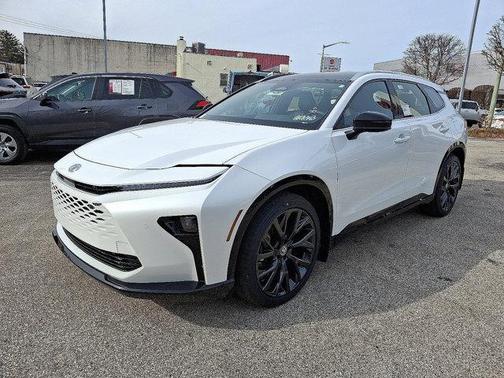 2025 Toyota Crown Signia Limited