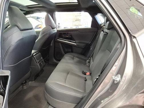 2025 Toyota bZ4X Limited