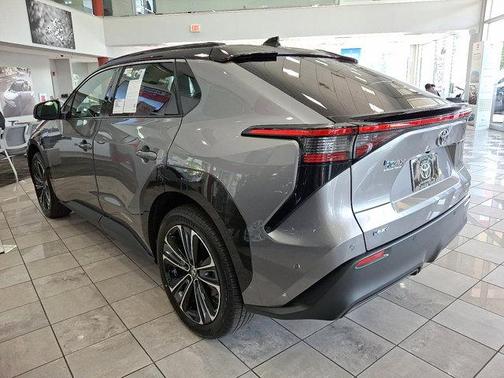 2025 Toyota bZ4X Limited