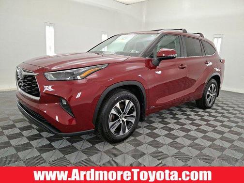 2023 Toyota Highlander Hybrid XLE