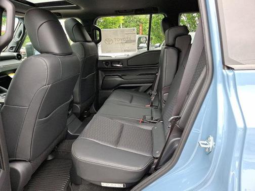 Heritage Blue/Grayscape 2026 Toyota Land Cruiser Base