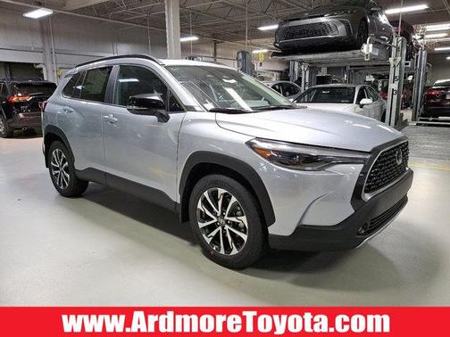 2025 Toyota Corolla Cross XLE