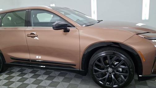 Bronze Age 2025 Toyota Crown Signia Limited