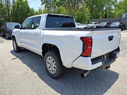 2025 Toyota Tacoma SR5