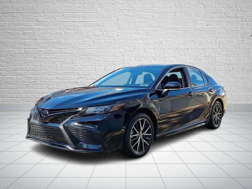 Midnight Black Metallic 2024 Toyota Camry SE