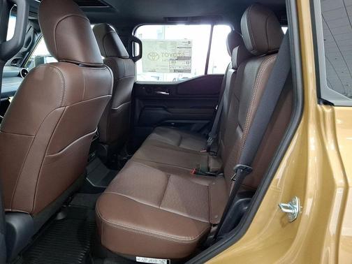 Trail Dust/Grayscape 2026 Toyota Land Cruiser Base