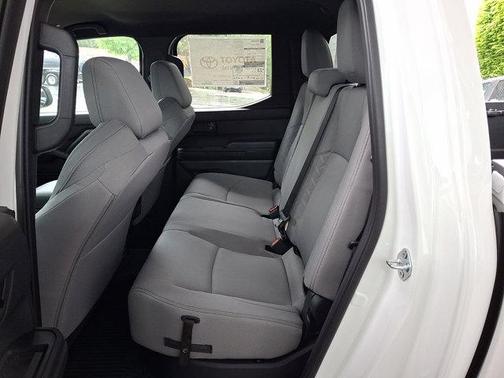Ice Cap 2026 Toyota Tacoma SR5