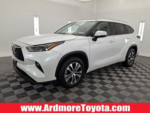 2023 Toyota Highlander XLE