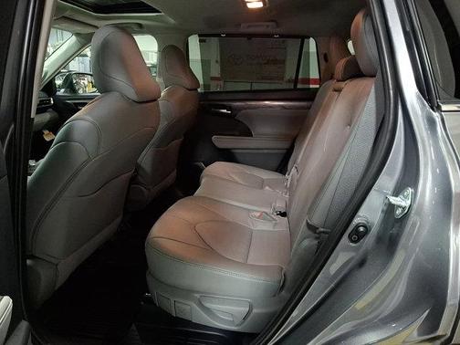 2026 Toyota Highlander Limited