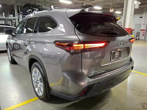 2026 Toyota Highlander Limited