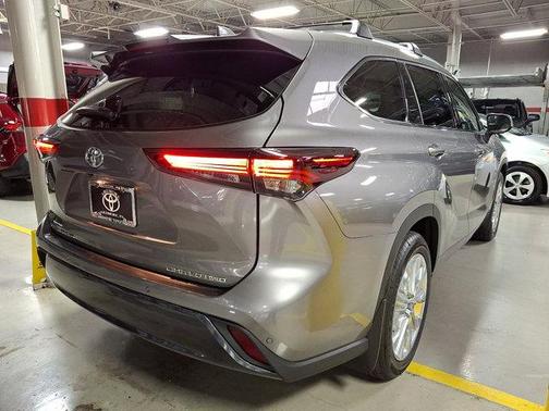 2026 Toyota Highlander Limited
