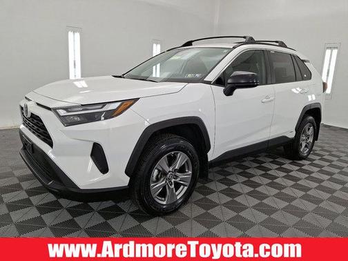 2024 Toyota RAV4 Hybrid LE
