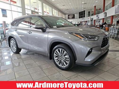 Heavy Metal 2026 Toyota Highlander Platinum