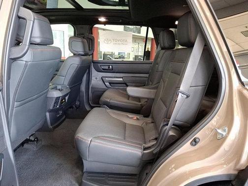 2025 Toyota Sequoia Base