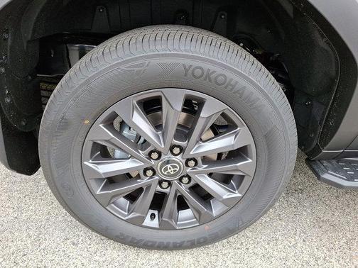 2026 Toyota Land Cruiser Base