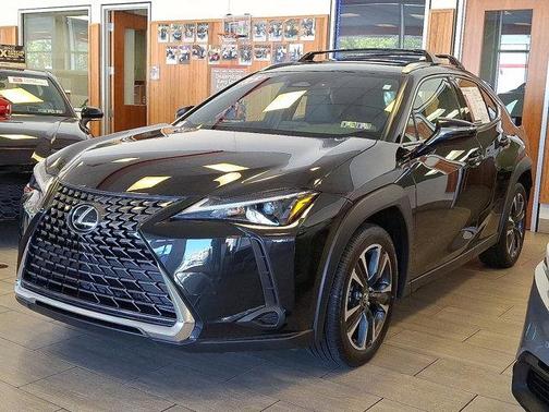 2025 Lexus UX 300h Base