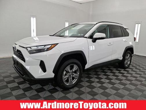 2024 Toyota RAV4 Hybrid XLE
