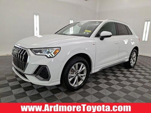 2024 Audi Q3 Premium 45 TFSI S line quattro Tiptronic