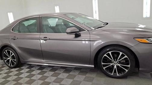 Predawn Gray Mica 2020 Toyota Camry SE