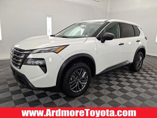 Glacier White 2024 Nissan Rogue S